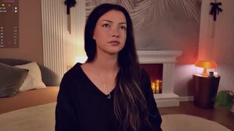 Snapshot of miley_smile chatting on December 2, 5:46 am Miley online show from December 2, 5:46 am