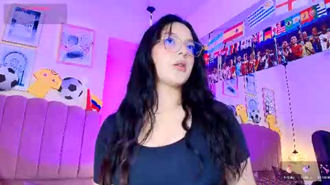 Snapshot of mileyberry6 chatting on June 16, 7:38 pm Miley Berry online show from June 16, 7:38 pm