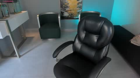 Miley Cruz  IG miley model23 online show from September 15, 7:47 pm