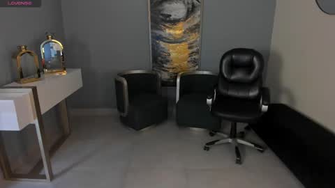 Miley Cruz  IG miley model23 online show from October 6, 11:18 am