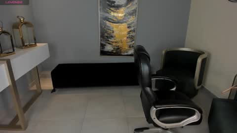 Miley Cruz  IG miley model23 online show from November 8, 7:23 pm