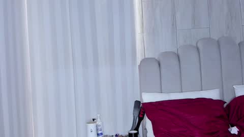 Snapshot of mileyerikson chatting on October 4, 12:58 pm MILEY online show from October 4, 12:58 pm