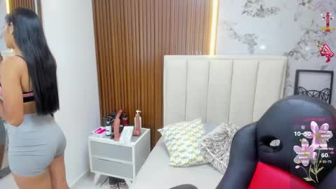 MILEY online show from September 23, 8:01 pm