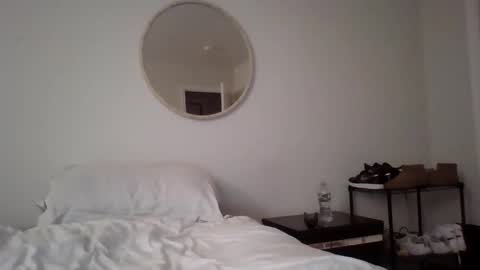 Snapshot of milf4you6 chatting on November 27, 2:24 am milf4you6 online show from November 27, 2:24 am