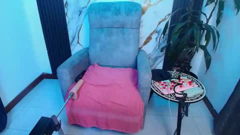 Milf Brend online show from March 25, 11:00 pm