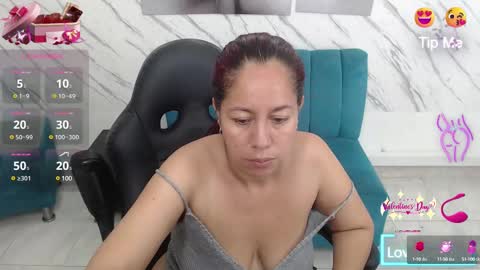 Milf Loven online show from February 26, 7:38 pm