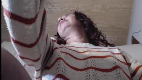 Snapshot of milf_valeria chatting on February 11, 4:56 pm Valeria online show from February 11, 4:56 pm