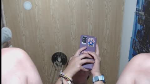 Snapshot of milf_valeria chatting on March 4, 3:51 pm Valeria online show from March 4, 3:51 pm