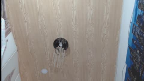 Snapshot of milf_valeria chatting on March 13, 4:13 pm Valeria online show from March 13, 4:13 pm