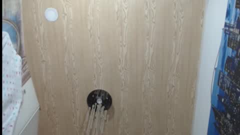 Snapshot of milf_valeria chatting on March 17, 5:05 pm Valeria online show from March 17, 5:05 pm