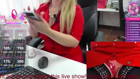 Snapshot of milf_viktoria chatting on February 13, 11:50 am Viktoria online show from February 13, 11:50 am