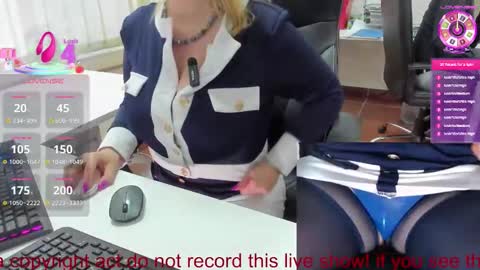 Snapshot of milf_viktoria chatting on March 24, 12:10 pm Viktoria online show from March 24, 12:10 pm