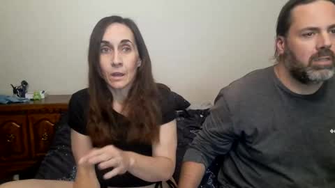 Jessica and Roger online show from January 8, 6:09 am