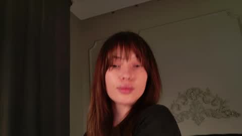 Mili Jay online show from May 22, 6:13 pm