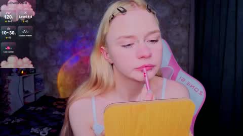 Milia online show from March 27, 1:33 am