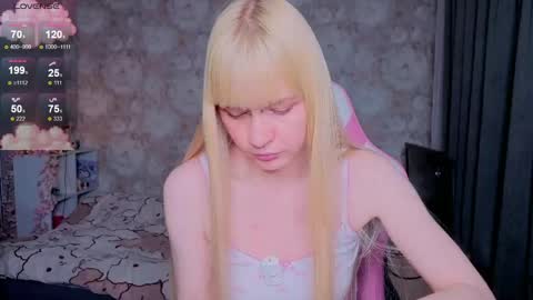 Milia online show from April 5, 3:04 am