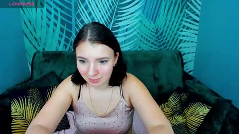 milinafox online show from March 7, 8:56 am