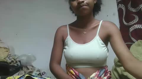 milinasy online show from February 8, 3:26 pm