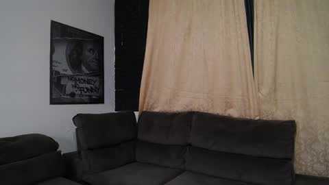 milioncouple online show from February 8, 8:23 pm