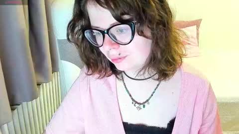 MilisaSweet online show from October 6, 7:00 pm