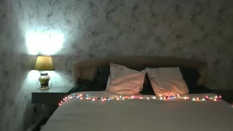 milissasii online show from February 10, 2:37 pm