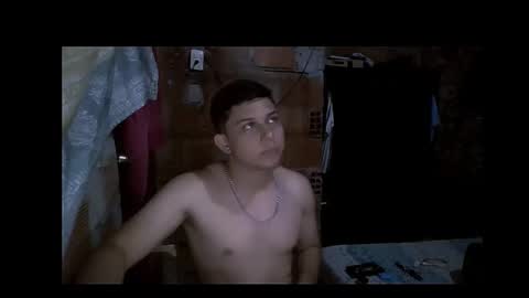 milk_boy25 online show from September 13, 11:04 pm