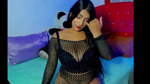 indenpendent model online show from December 30, 4:31 am