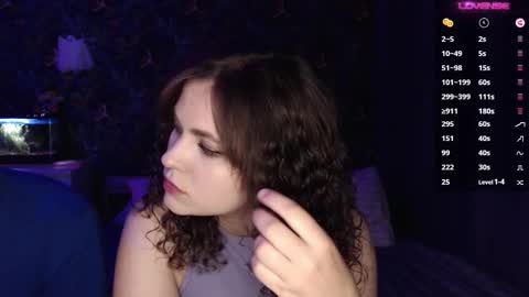 Stella and Neo online show from October 26, 4:18 am