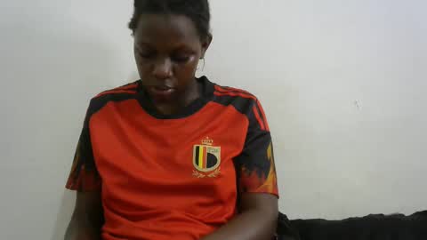 kinwity online show from February 17, 4:37 pm