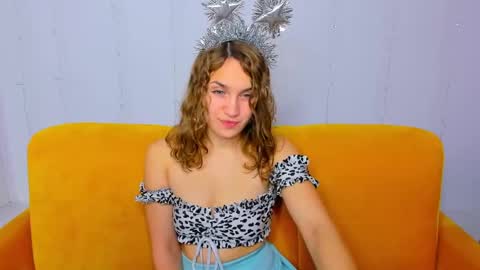milkablond online show from December 30, 10:45 pm