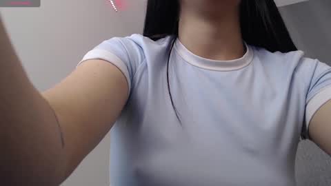 Amira online show from March 3, 1:20 pm