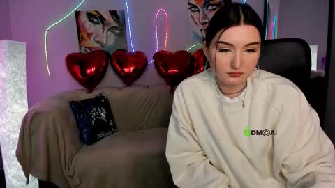 Mila online show from February 8, 11:35 am