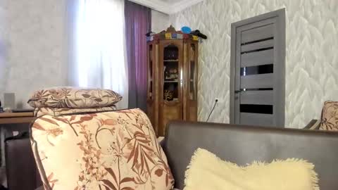 Isaac online show from March 21, 6:29 am