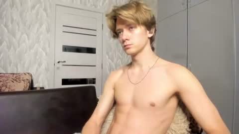 Isaac online show from June 29, 10:21 pm