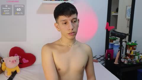 Snapshot of milky__boy_ chatting on March 19, 10:47 pm H A R O L D online show from March 19, 10:47 pm