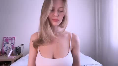 milky__way_ online show from July 30, 3:22 pm
