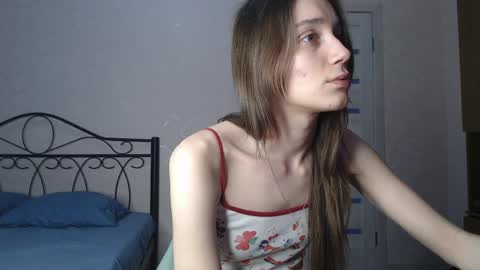Milky online show from May 28, 1:30 pm