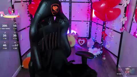 milky cute online show from February 15, 1:10 am