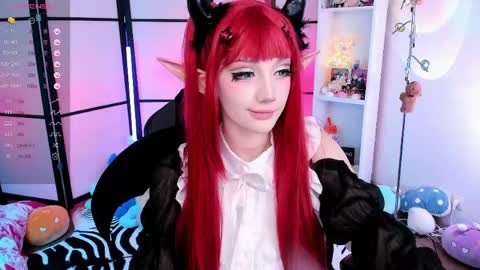 Snapshot of milkycute chatting on May 18, 8:14 pm milky cute online show from May 18, 8:14 pm
