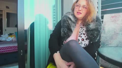 Livia online show from March 4, 1:06 pm