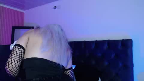 milkykinki18 online show from October 17, 2:41 pm