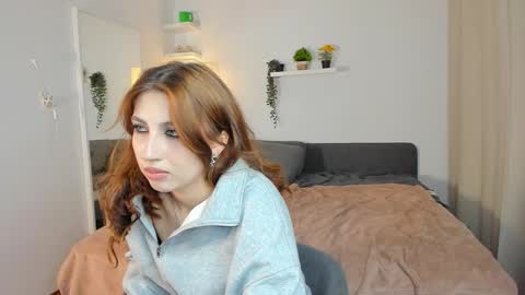Darcy online show from September 26, 11:25 am