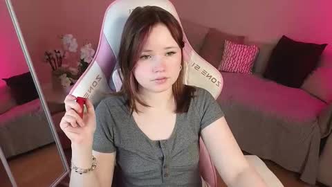 Ula online show from March 8, 4:44 pm