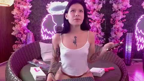 MILLA online show from February 27, 1:38 pm