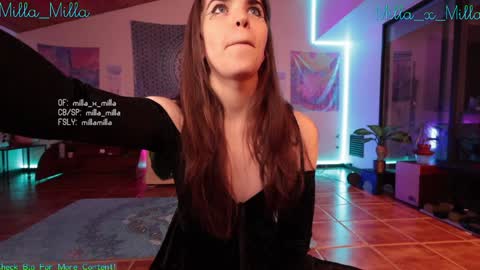 milla_milla online show from January 6, 8:24 am