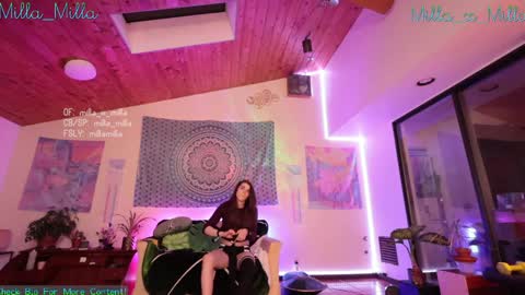 milla_milla online show from January 10, 9:34 am