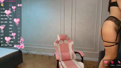 Snapshot of millaa_bella chatting on March 25, 6:14 pm millaa_bella online show from March 25, 6:14 pm