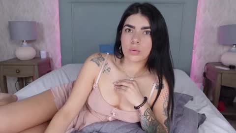 MillaBliss online show from March 9, 10:30 pm