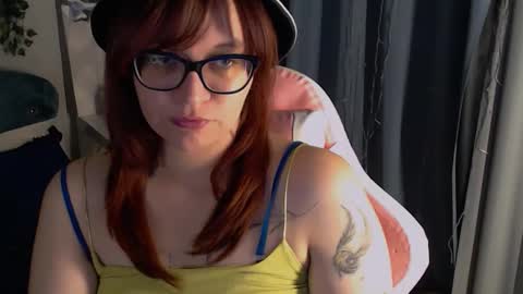 Milla online show from November 2, 5:15 pm