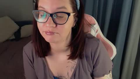 Snapshot of millapoolys chatting on March 3, 1:06 pm Milla online show from March 3, 1:06 pm